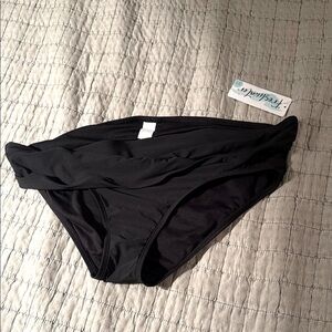NWT Freshwater full coverage black bikini bottom